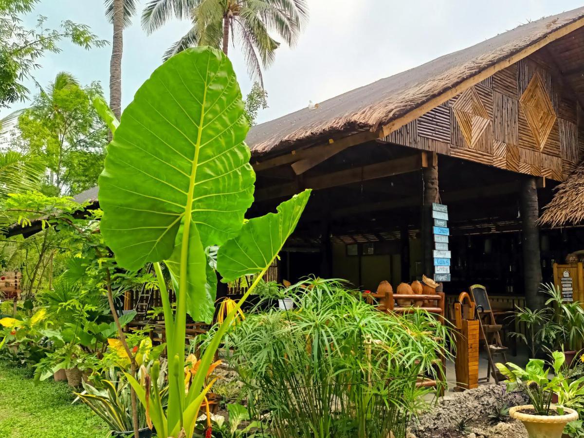 Archery-Asia Nipa Huts Moalboal Exterior foto