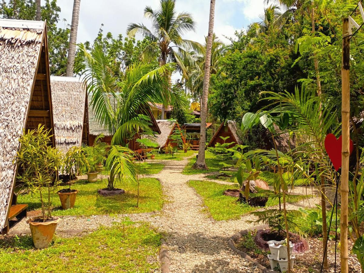 Archery-Asia Nipa Huts Moalboal Exterior foto